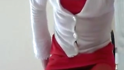 Sexy girl shows off her and body in the bathroom