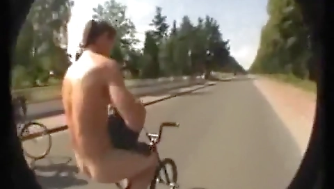 Married babe with perfect ass